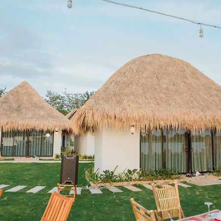 Sea Sand Resort Kampot Exterior photo