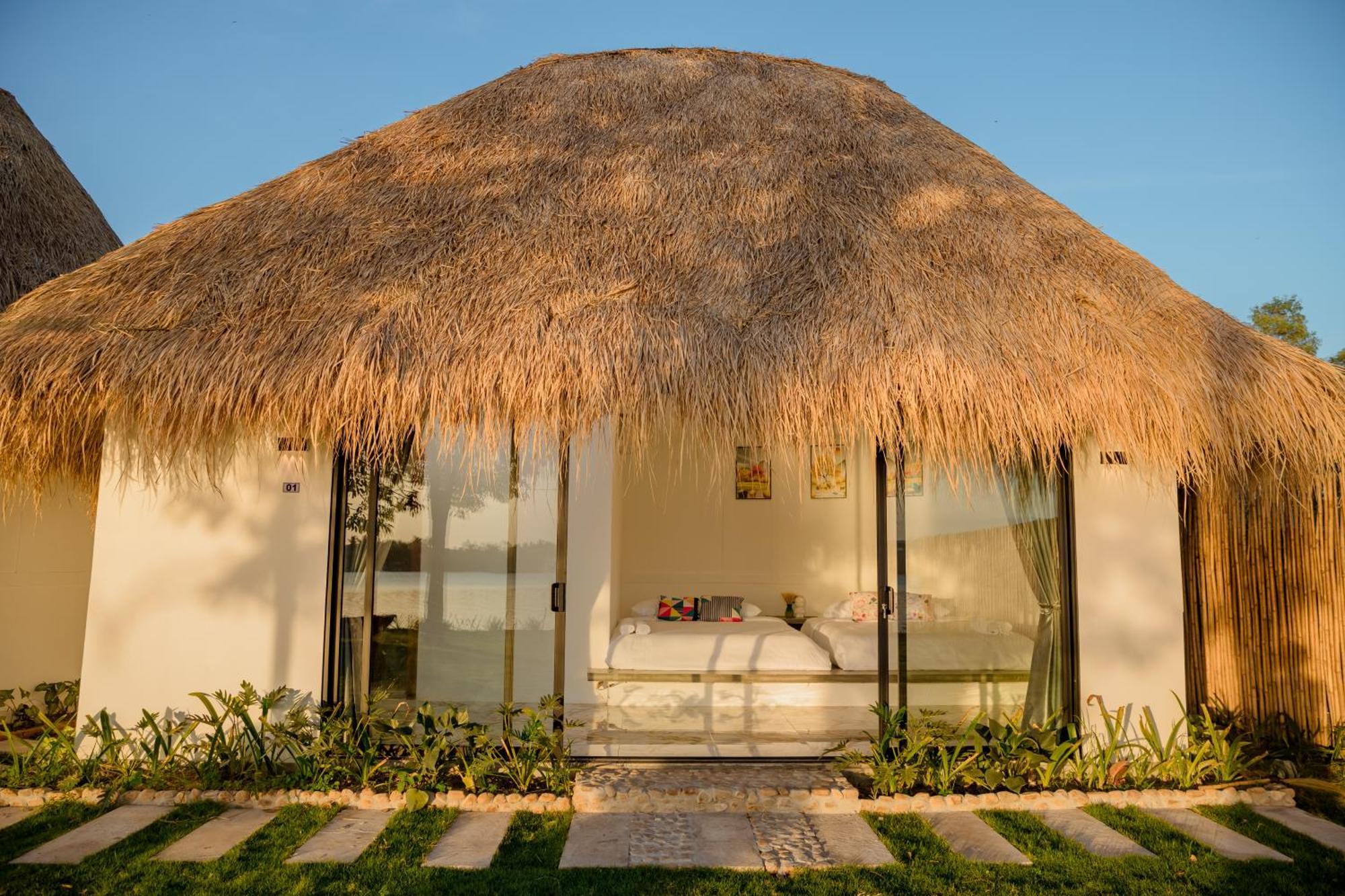 Sea Sand Resort Kampot Room photo