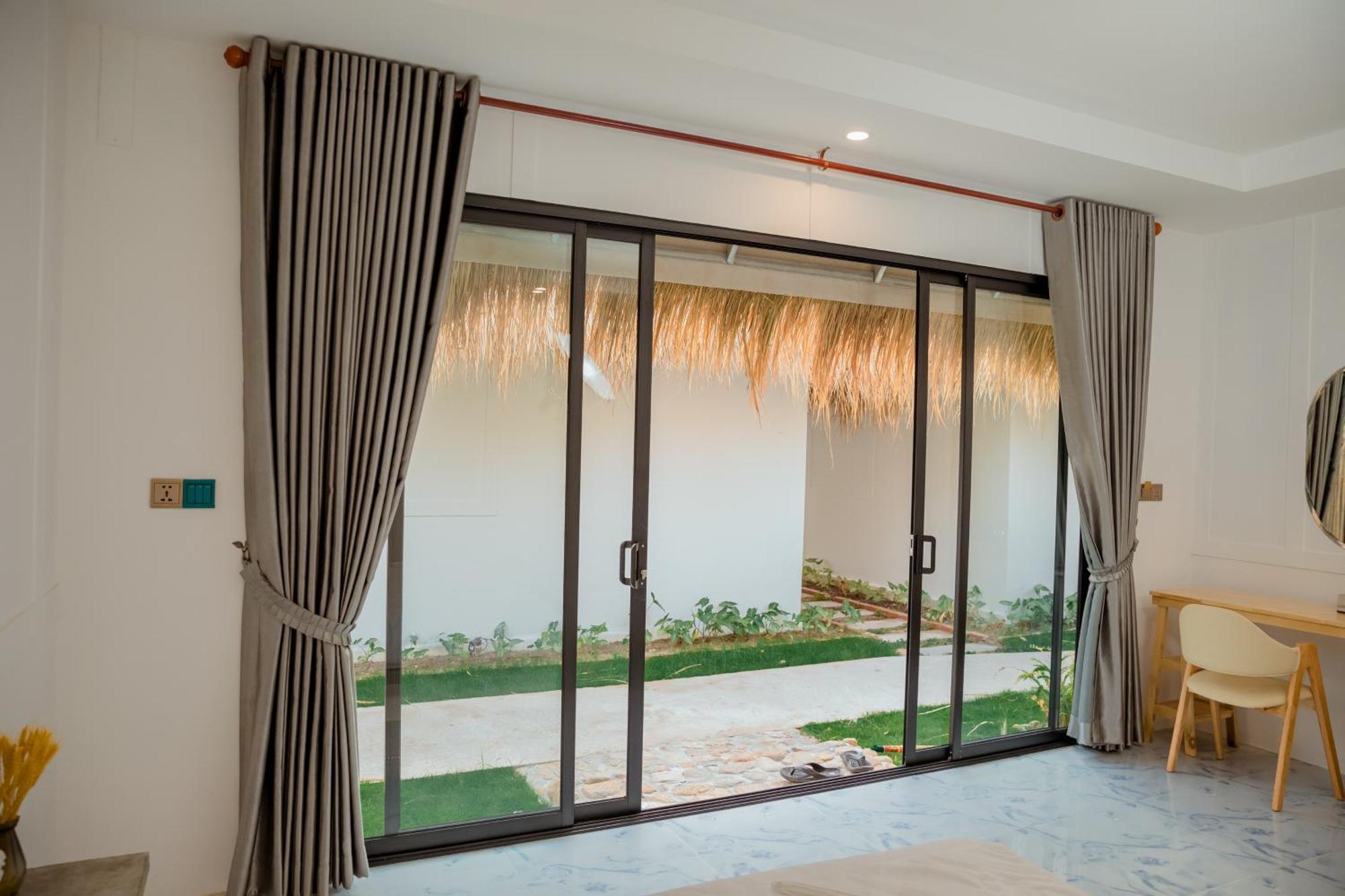 Sea Sand Resort Kampot Exterior photo